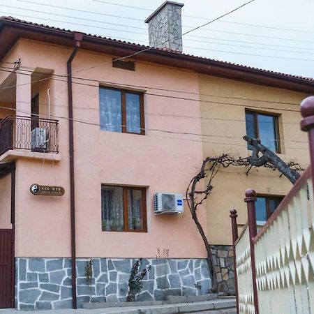 Фън Шуй Къща За Гости 88 Добриниште Экстерьер фото